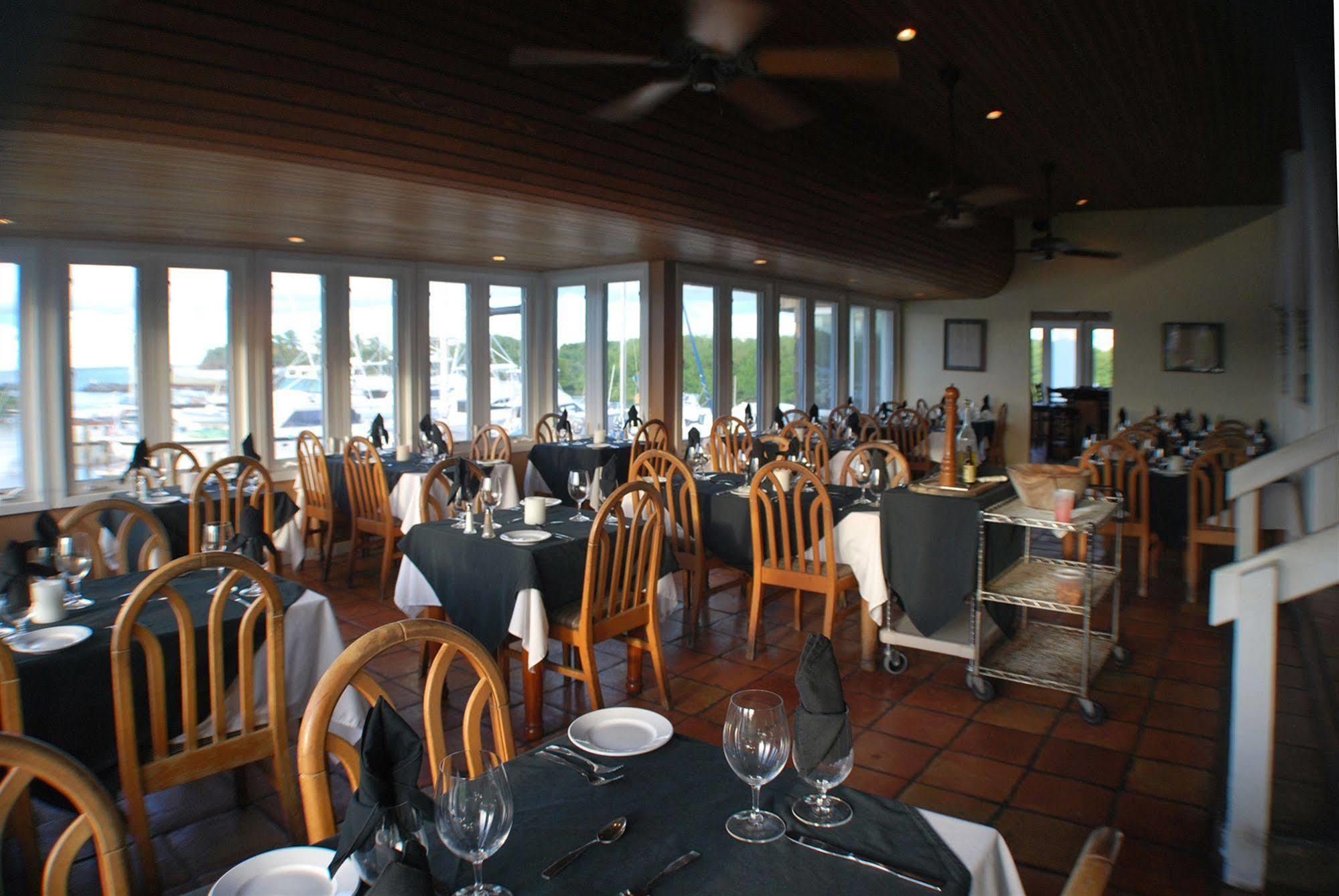 Tamarind Reef Resort Spa & Marina Christiansted Luaran gambar